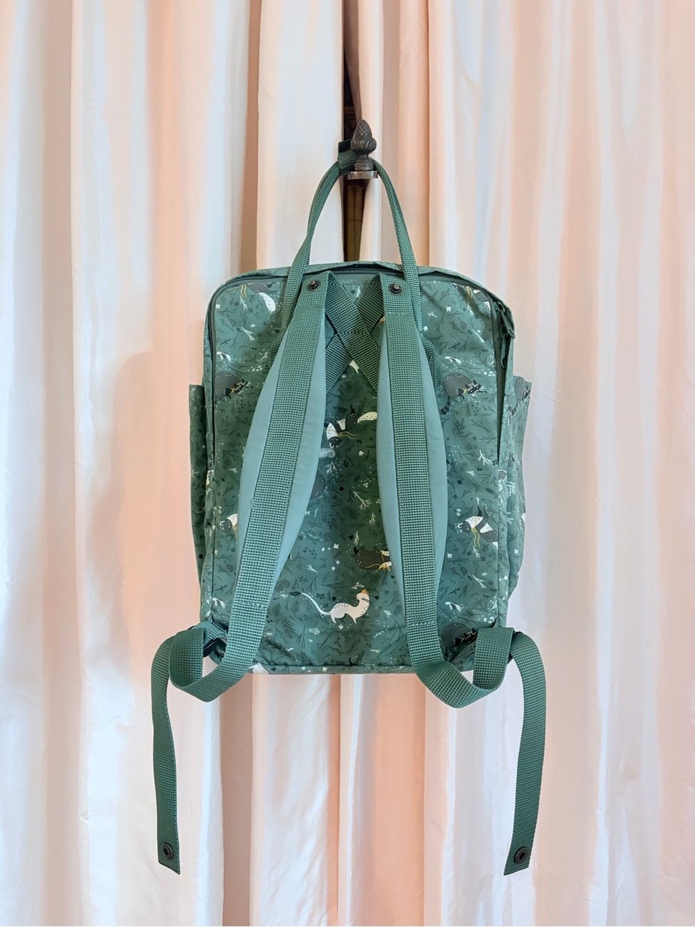 Rare FjallRaven Kanken Green Fable Woodland Badger Art Laptop Backpack - Picture 2 of 5